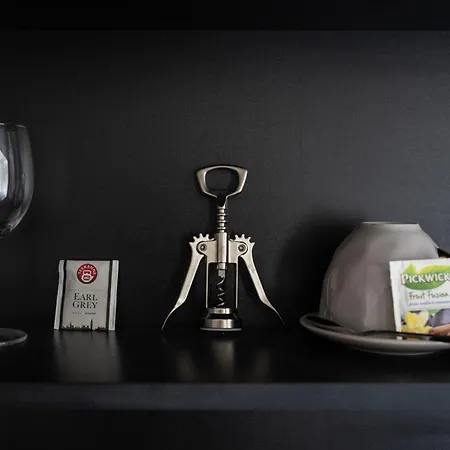 Astoria Boutique Suites- Best Location By Bqa-2